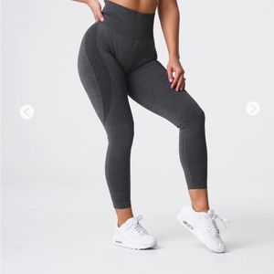 NVGTN NWOT Speckled Contour Leggings M